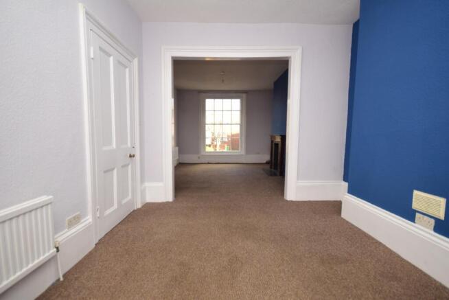 Lounge / Dining Room