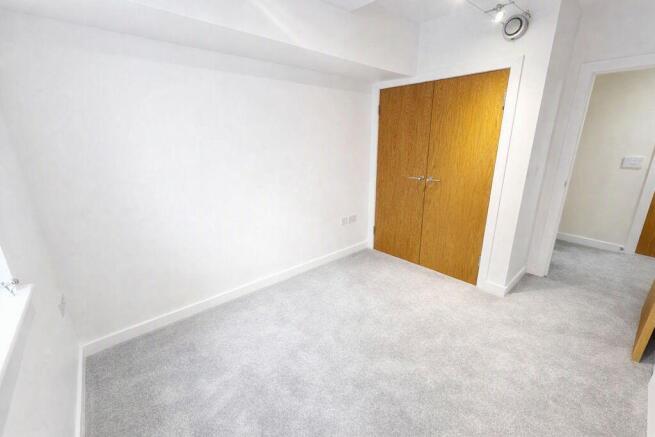 2 bed Apartment for sale Image 7