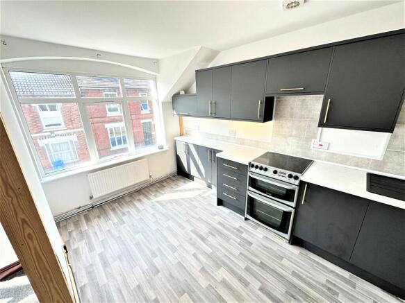 Kitchen (1).JPG