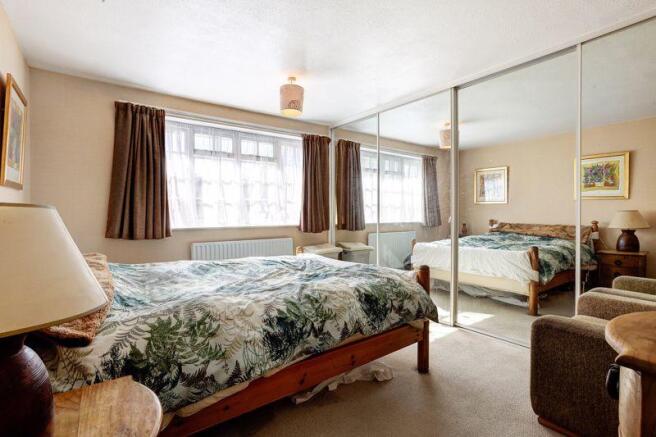 BEDROOM 1 FRONT 