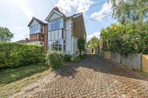 48, Henley Wood Road, Earley RG6 7EE