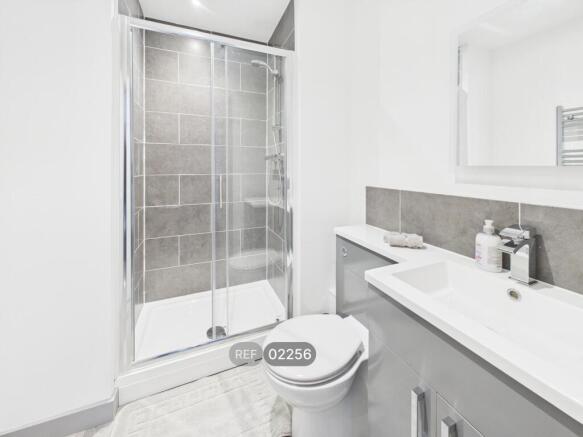 2 bed Apartment to rent Image 8