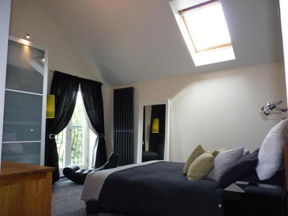 BEDROOM 1