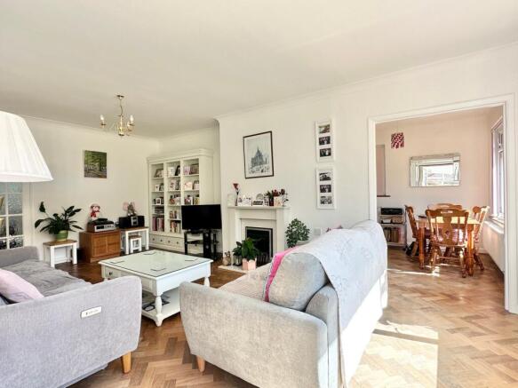 Withyham Road, Cooden, Bexhill-on-Sea, TN39 photo 4