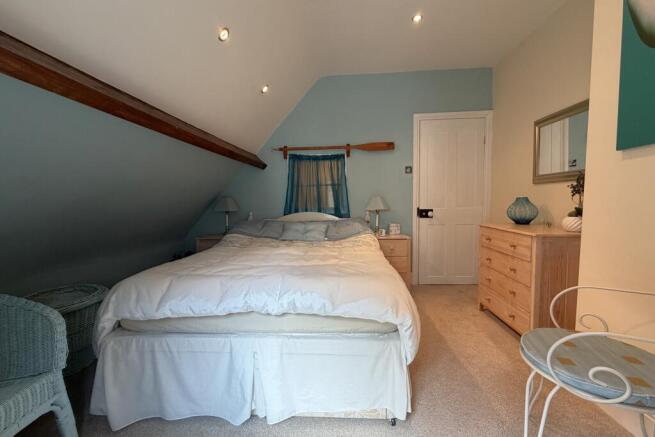 2 bed Cottage for sale Image 5