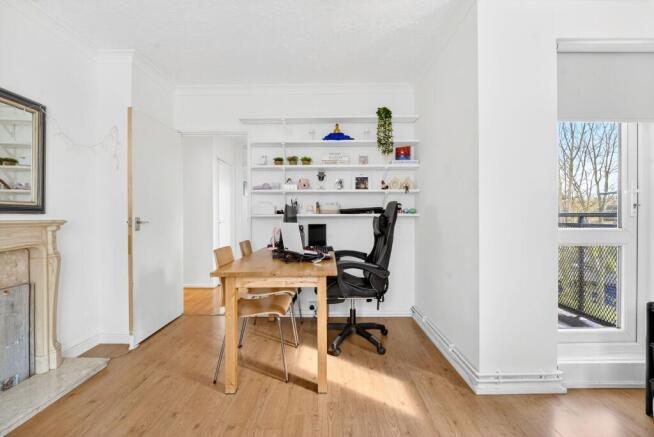 Reception 2 For Sale 2 Bedroom Flat  Essex  Court  Crystal Palace SE19 Nested Estate Agents photography by 07913296114