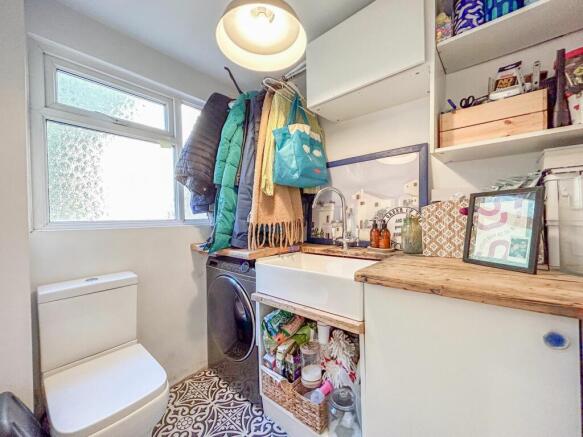 Wc / Utility Room