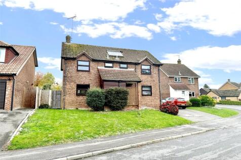 Middle Mead, Hook, Hampshire, RG27