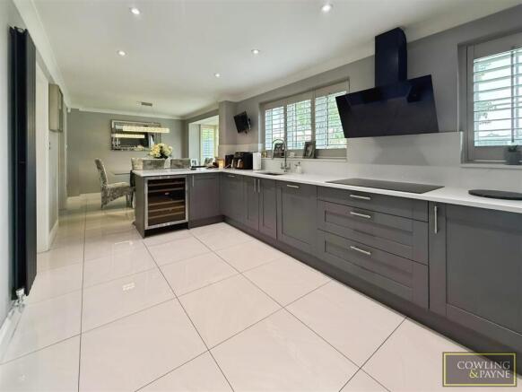 KITCHEN/DINER