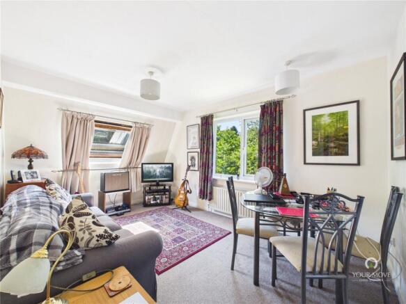 Living Room Pic 1
