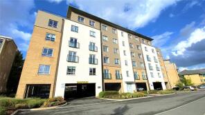 85, Fleming Place, Bracknell RG12 2GN