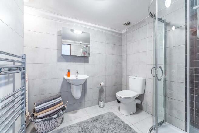 Main Showerroom