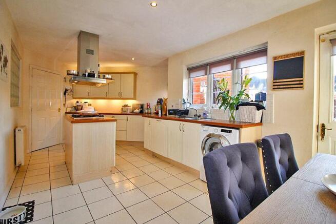 KITCHEN/DINER