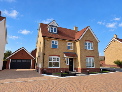 Adams Croft, Witham