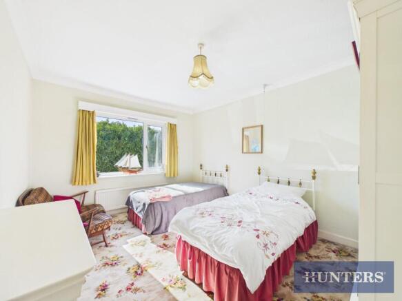 4 bed Detached Bungalow for sale Image 8