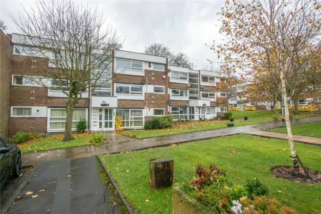 2 bed Apartment for sale Image 8