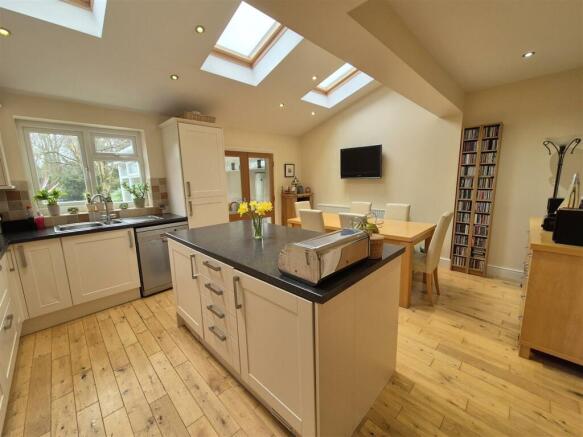 Kitchen Diner