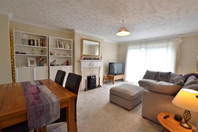Living Room.jpg