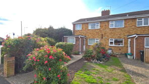 2, Wellington Close, Newbury RG14 2HG