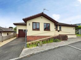 2, Rose Gardens, Newton Abbot TQ12 5US