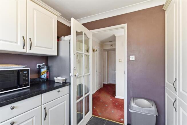 3 bed Semi-Detached Bungalow for sale Image 5