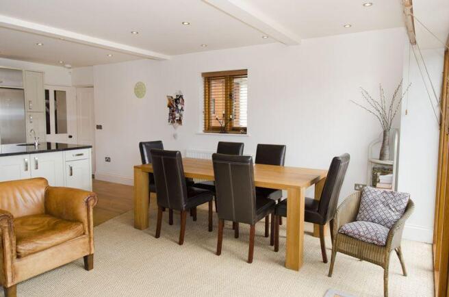 Kitchen/Breakf...