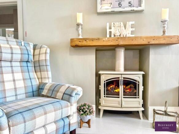 3 bed Detached Bungalow for sale Image 3