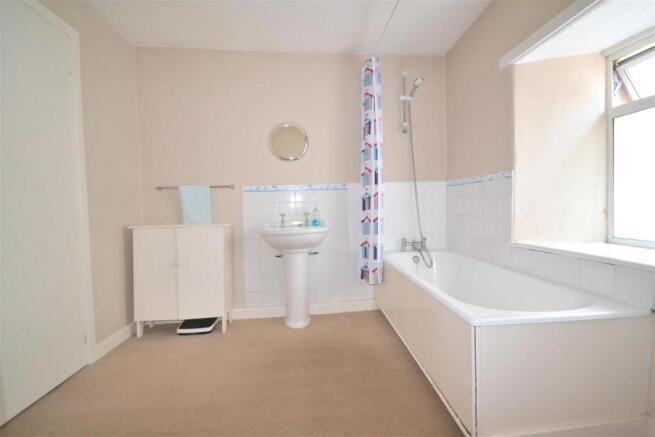 Bath 1.JPG