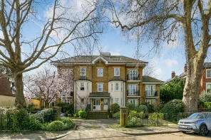 Flat 10, 8 Kenton Court, Clevedon Road, Twickenham TW1 2HU