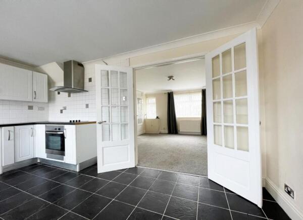KITCHEN-DINER