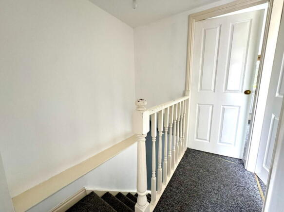 2 bed Terraced for sale Image 6