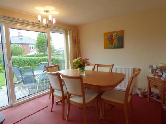 Dining Room/Bedroom 