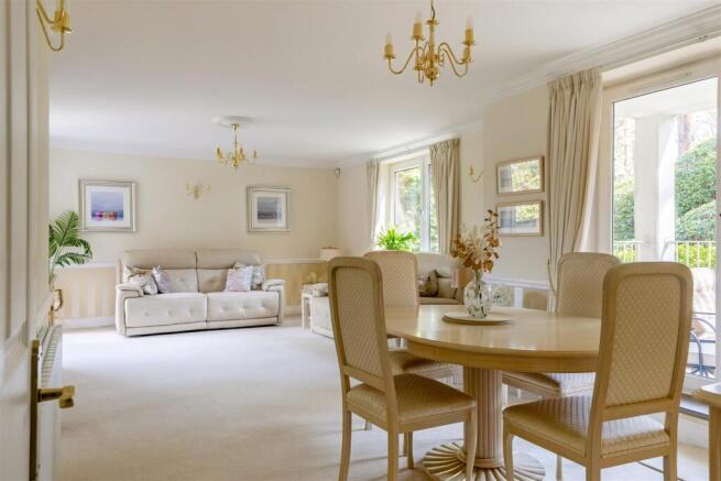 Living / Dining