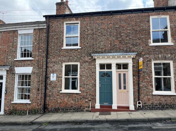 2 bed Terraced to rent Image 10