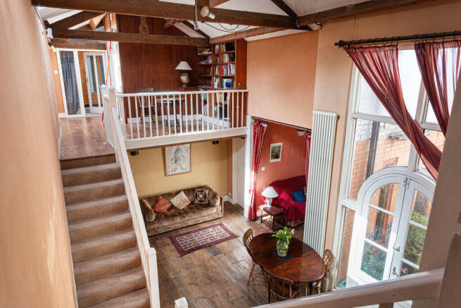 3 bed Terraced for sale Image 9