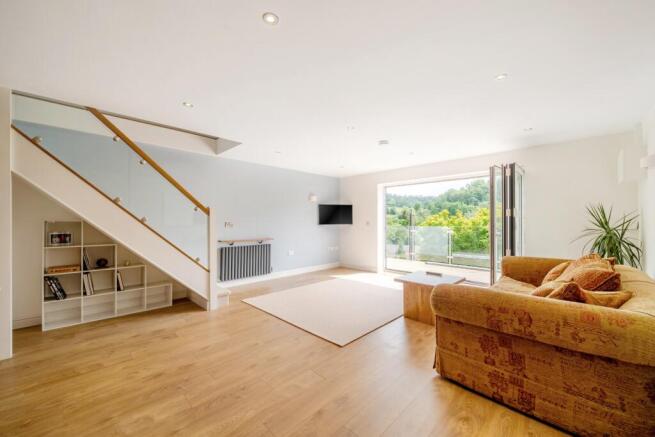 1302426-8-6839cb71f2968