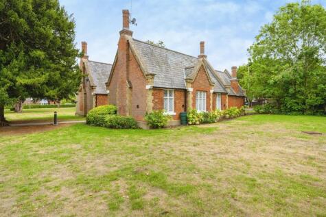 Hedges Way, Aylesbury