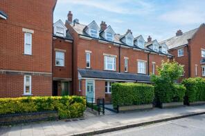 9, Ravensworth Gardens, Cambridge CB1 2XL