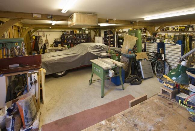 Garage - Copy.jpg