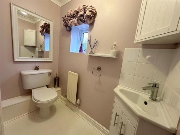 cloakroom.jpg