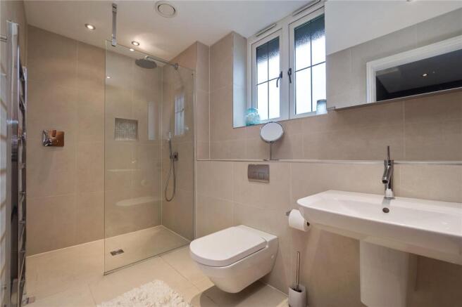 En Suite 2