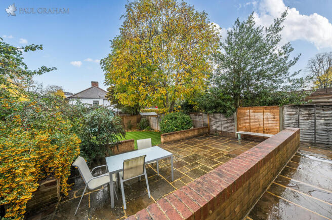 Central Way, Carshalton photo 4