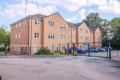 Royal Troon Mews, Wakefield