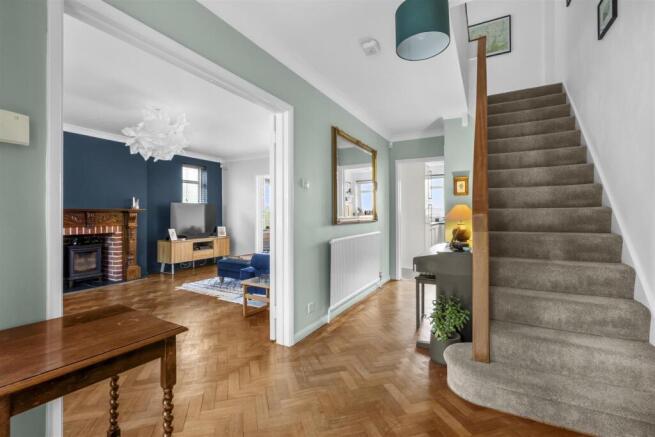 22 Amersham Hill Gardens, HP13 6QR-15.jpg