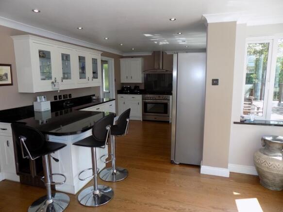 Open plan kitchen/conservatory