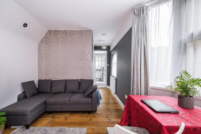 298-A-HIGH-ROAD-LEYTONSTONE-12