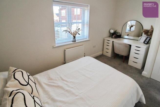 2 bed Semi-Detached for sale Image 8