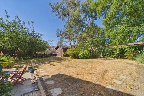 Cherbury Close, Bracknell, Berkshire, RG12