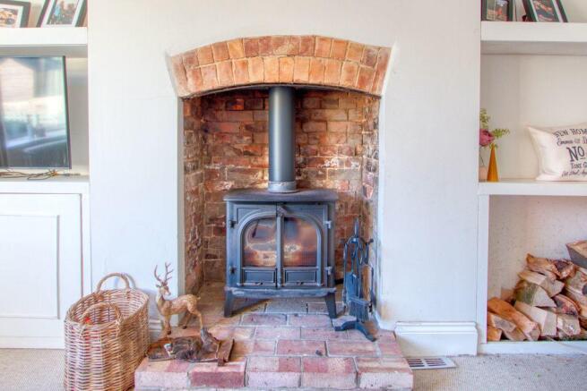 Fireplace (living room)