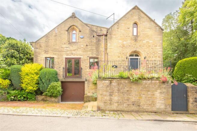 3 bed Detached for sale Image 4